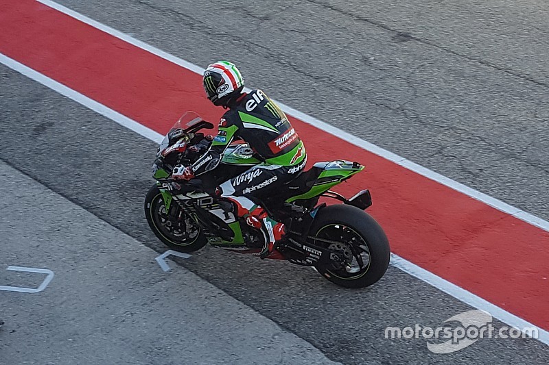 A Misano spuntano caschi tricolore per Jonathan Rea e Chaz Davies
