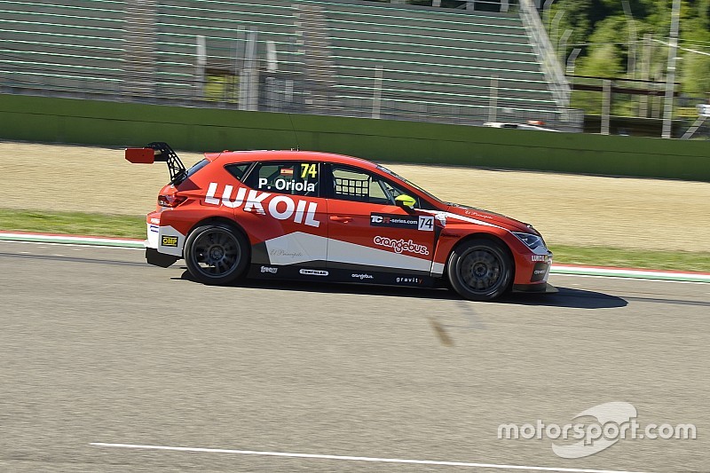 Imola, Libere 1: Pepe Oriola precede il battaglione Honda