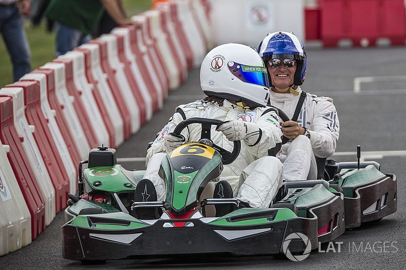 F1-es gokartverseny Monzában: