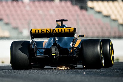 Галерея: перша половина сезону Ф1 2017 року - Renault
