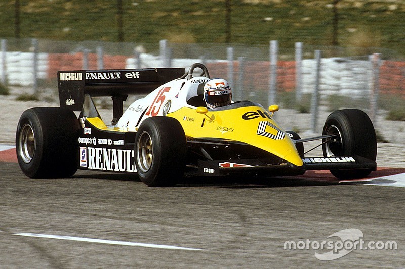 Желтые и не очень. Все машины Renault в Формуле 1