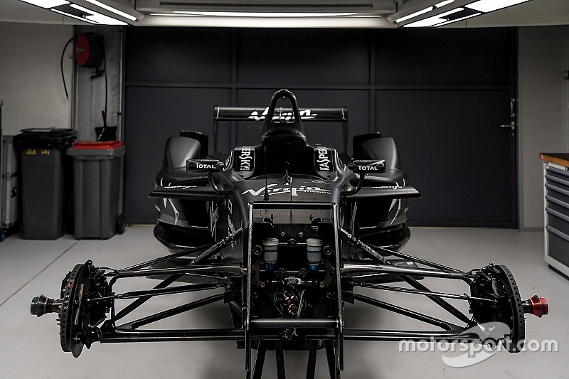 Fotogallery: visita al Reparto Corse della DS Virgin Racing