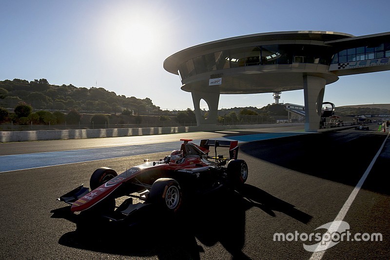 GP3 у Хересі: Рассел і Ейткен найшвидші у вільній практиці
