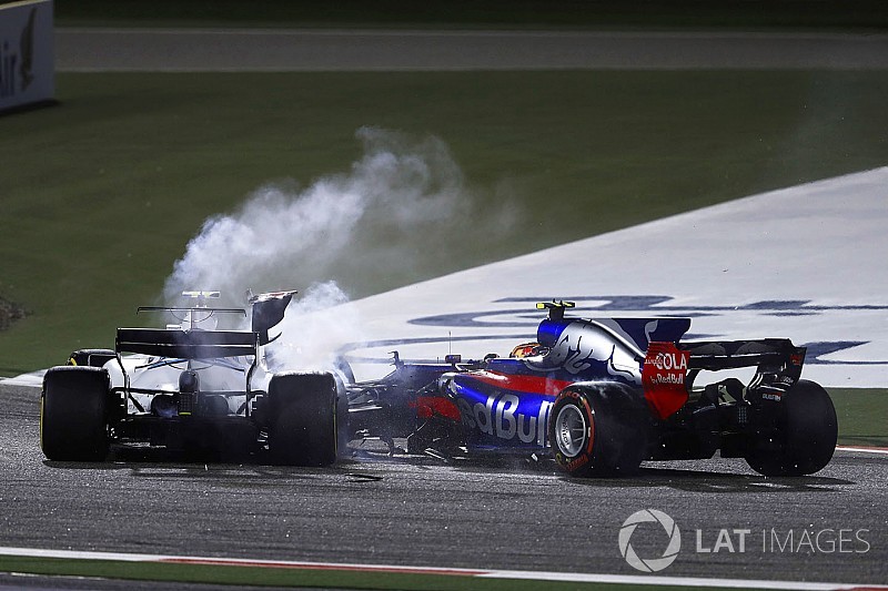Stroll dan Sainz saling menyalahkan atas Insiden di GP Bahrain