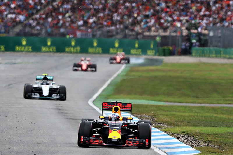 Red Bull сподівається дати бій Mercedes у новому сезоні Ф1
