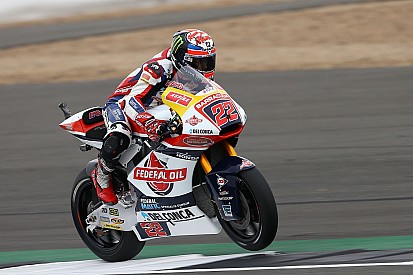 Moto2 Silverstone: Lowes kalahkan Zarco dalam perebutan pole