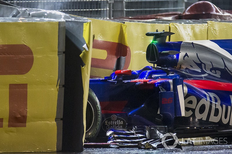 Kvyat és az újabb KO: falban a Toro Rosso