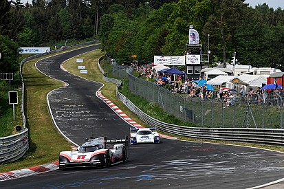 Porsche set to make Nordschleife lap record attempt