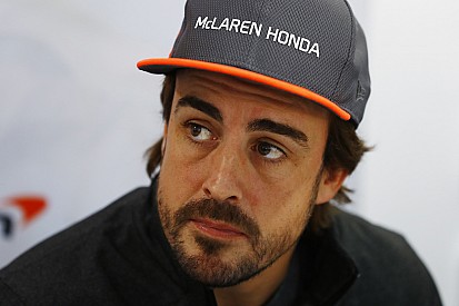 Documentário mostra medo da McLaren em perder Alonso em 2017