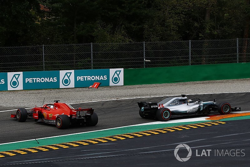 Fotostrecke: Der Vettel-Hamilton-Crash in Monza