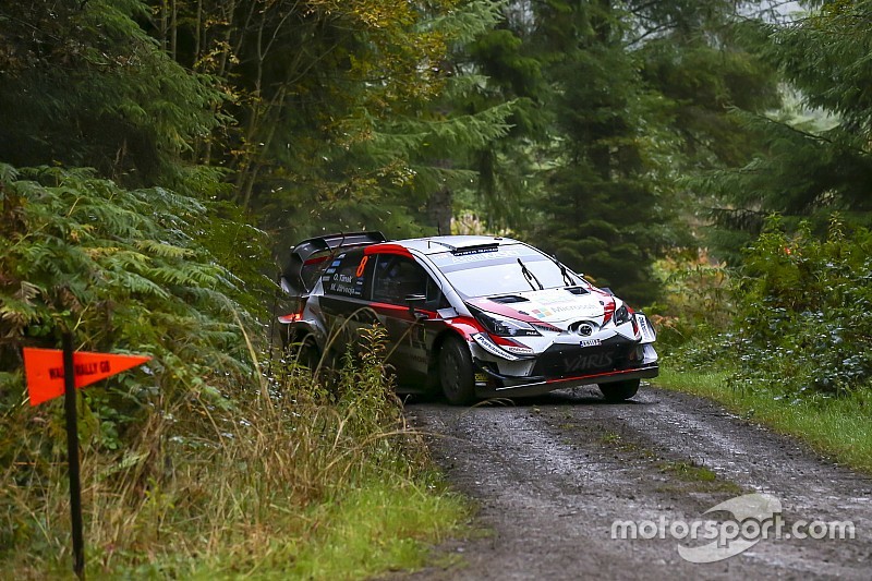 Tanak e Toyota dominano la prima tappa del Rally del Galles, ma Neuville è secondo