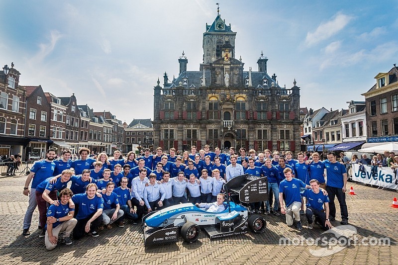 TU Delft verdedigt titels in competitie met elektrische raceauto's