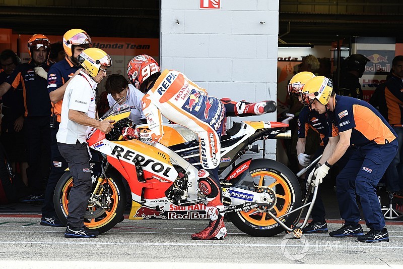 Marquez dan bencana kegagalan mesin Honda