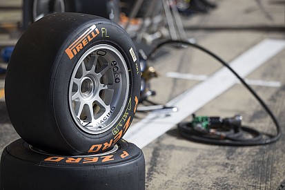 К сезону-2018 Pirelli сделает составы шин более мягкими