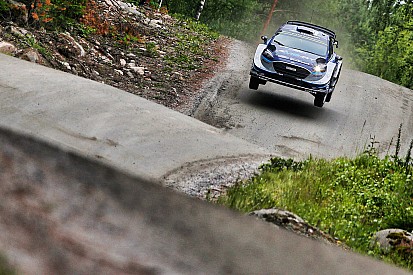 Finlandiya WRC: Tanak ralliye lider başladı