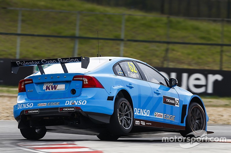 Hungaroring, Libere 2: Solo Björk fa meglio di Tarquini