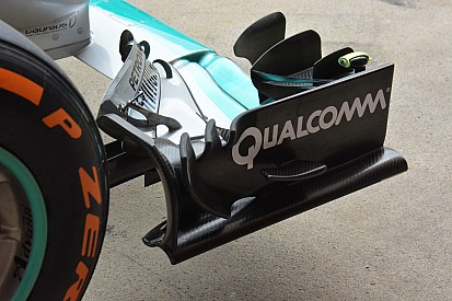 Технический брифинг: переднее крыло Mercedes W07