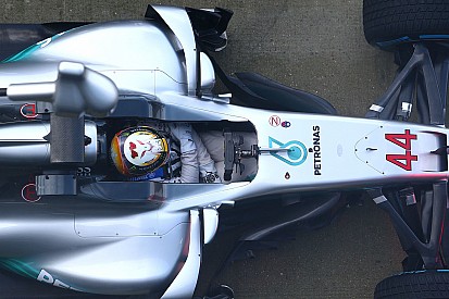 Галерея: Mercedes F1 W08 у деталях