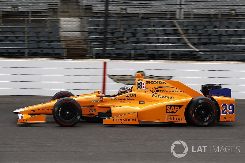 【インディ500】マクラーレン、アロンソ車の広告料金を”追加請求せず”