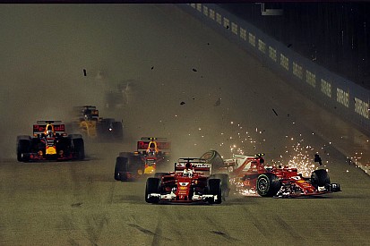 Photos - Le chaotique départ du Grand Prix de Singapour