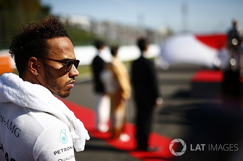 Hamilton megmutatta a két szépségét