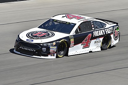 Harvick sigue su dominio y se lleva la Etapa 2