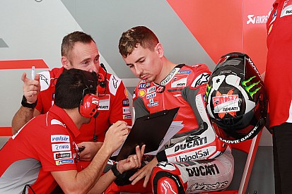 Test mit alter Ducati: Jorge Lorenzo sucht Vertrauen