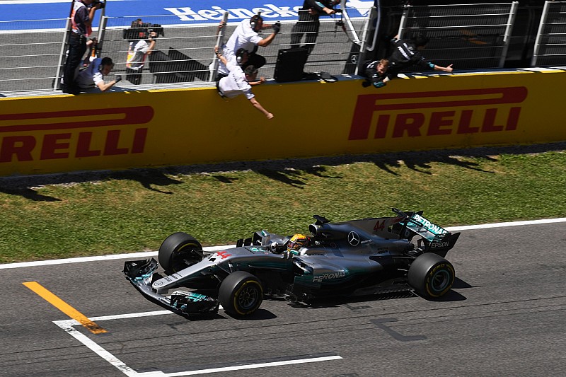 【F1】「魔法のピットストップがハミルトンを勝たせた」と語るウルフ