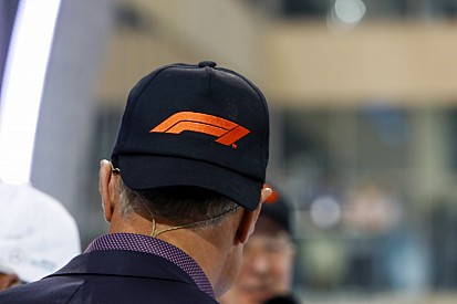 100 nap múlva jön az új éra első F1-es versenye