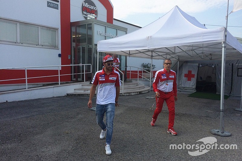 Direktur medis MotoGP pertanyakan keputusan soal Iannone