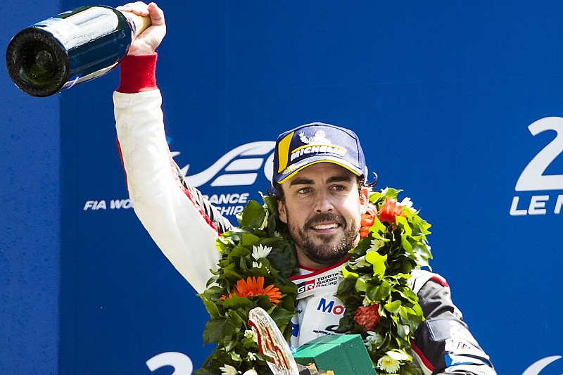 Alonso califica la batalla con