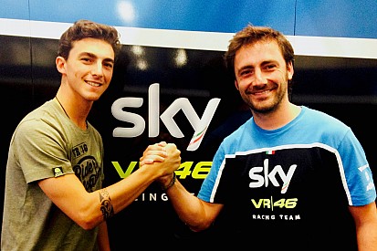 Bagnaia ke Moto2 bersama Sky Racing Team VR46