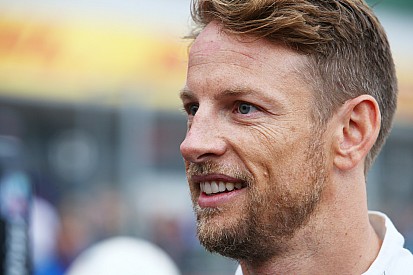Button neredeyse Williams'a geri dönüyormuş