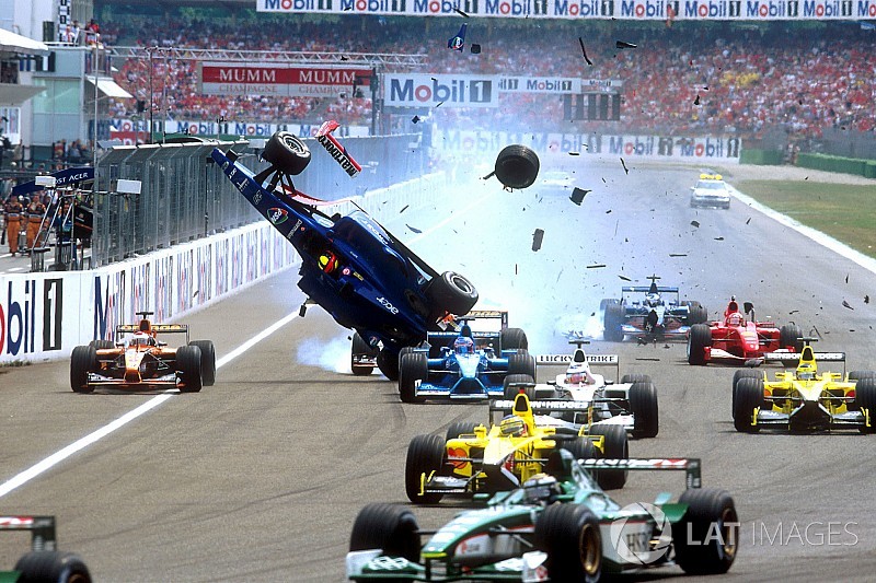 Fotostrecke: Heftigste Startunfälle der Formel-1-Geschichte