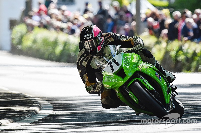 Davey Lambert dies following TT crash
