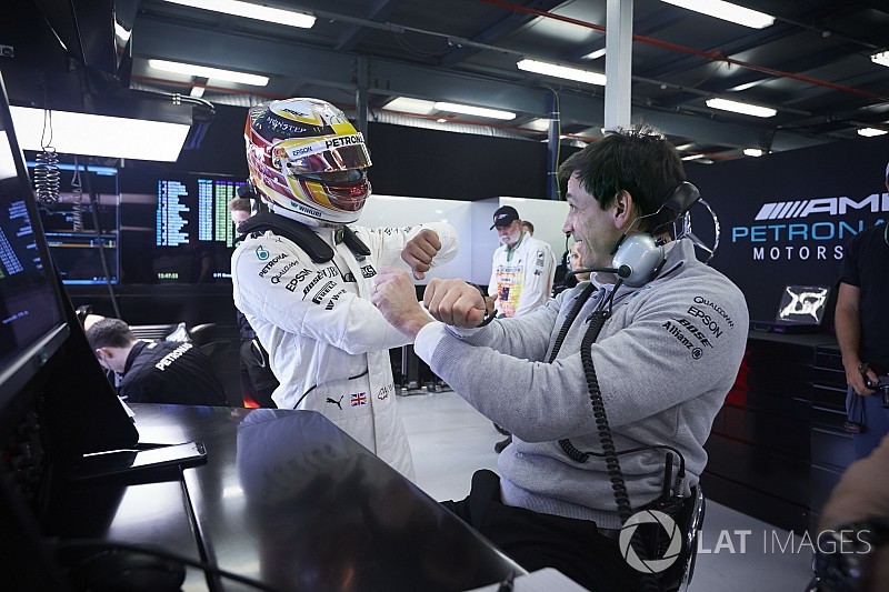 Lewis Hamilton: Toto Wolff ist ein