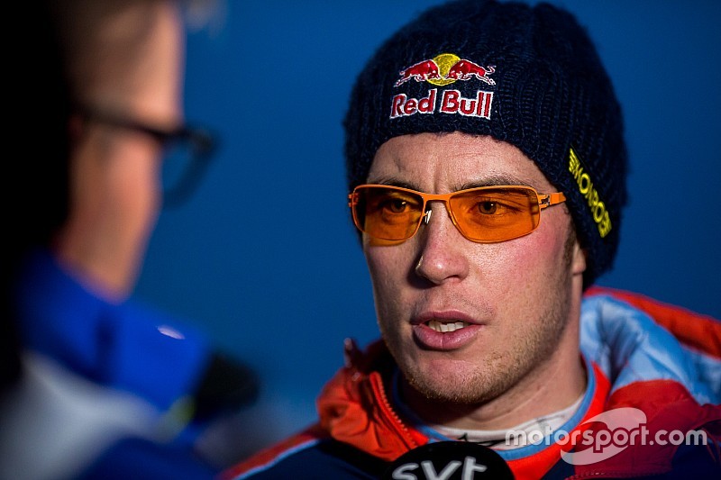 Neuville reconoce que parte con una desventaja
