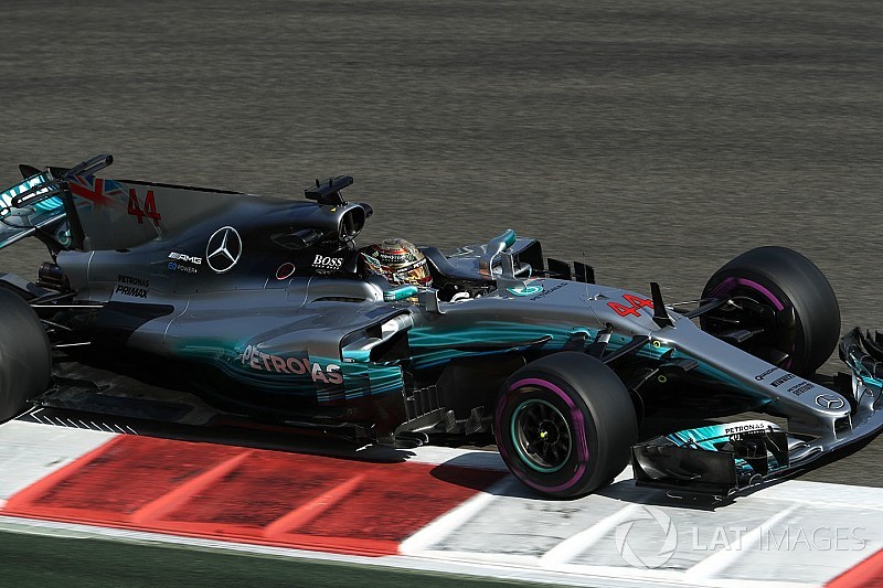 2017 Abu Dhabi GP 3. antrenman: Hamilton ve Mercedes lider!