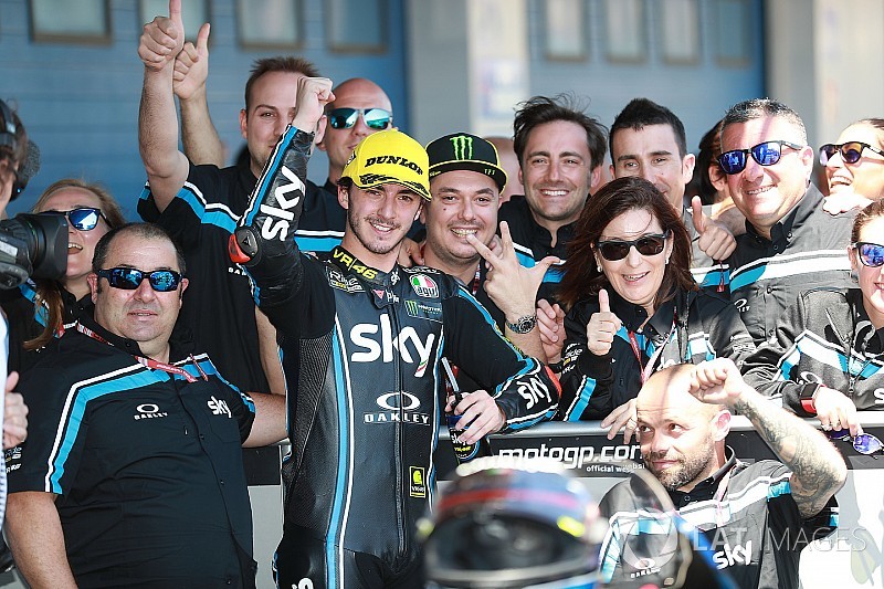 Moto2 Le Mans: Bagnaia rahat kazandı