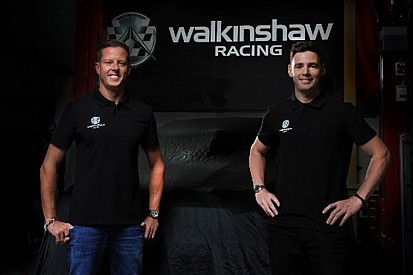 Walkinshaw Racing verlängert mit James Courtney, holt Scott Pye