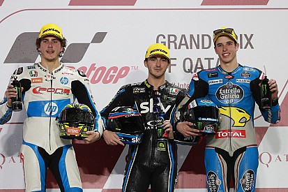 Bagnaia se estrena en Moto2 tras un problema en el freno de Márquez