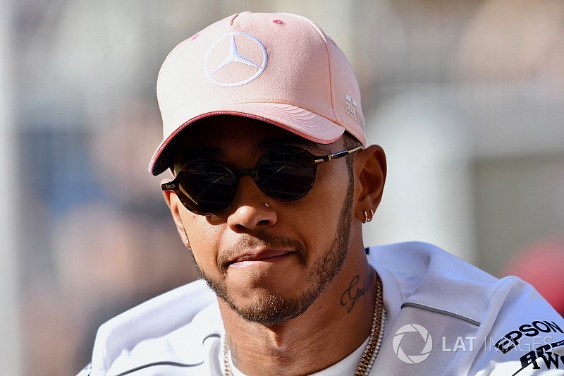 Motor atrasa e Hamilton teme fim de semana difícil no Canadá