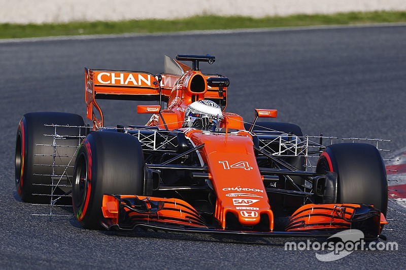 Un problema del sistema de aceite enciende las alarmas en McLaren-Honda