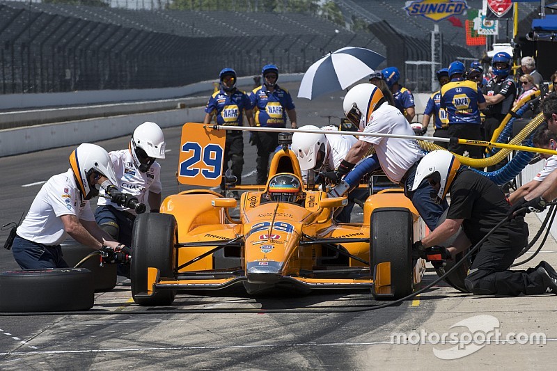 Para Dixon, Alonso tiene