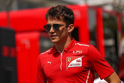 Vasseur : "Le pire scénario" pour Leclerc serait de penser à Ferrari