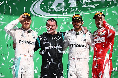 GP Meksiko: Hamilton juara, Verstappen picu akhir balapan yang kontroversial