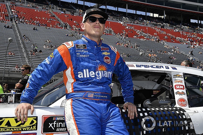 NASCAR suspende Gallagher por uso de substância proibida