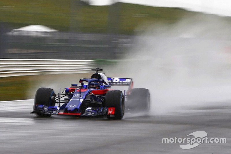 Toro Rosso показала свою машину раньше презентации