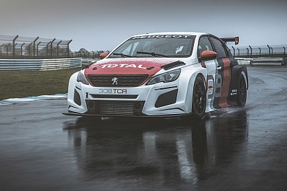 Peugeot presenta su nuevo 308TCR para la WTCR