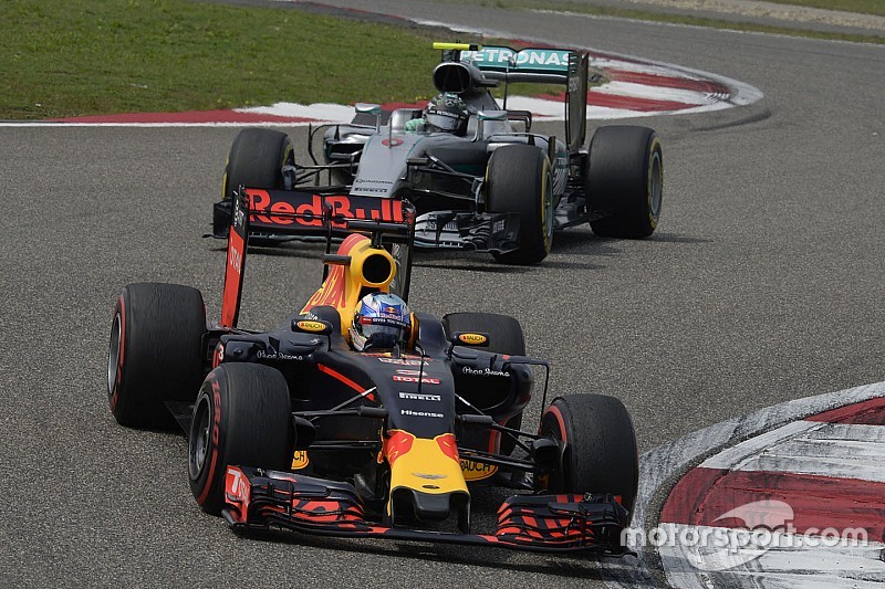 Análisis: ¿Influirán los cambios en el combustible en el título de F1 2017?